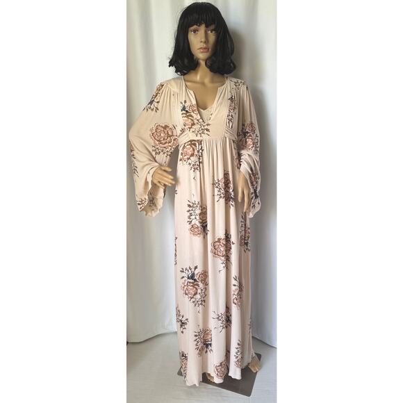 Free People Wild Laurel boho belted Maxi Dress bell sleeves small - Picture 16 of 16